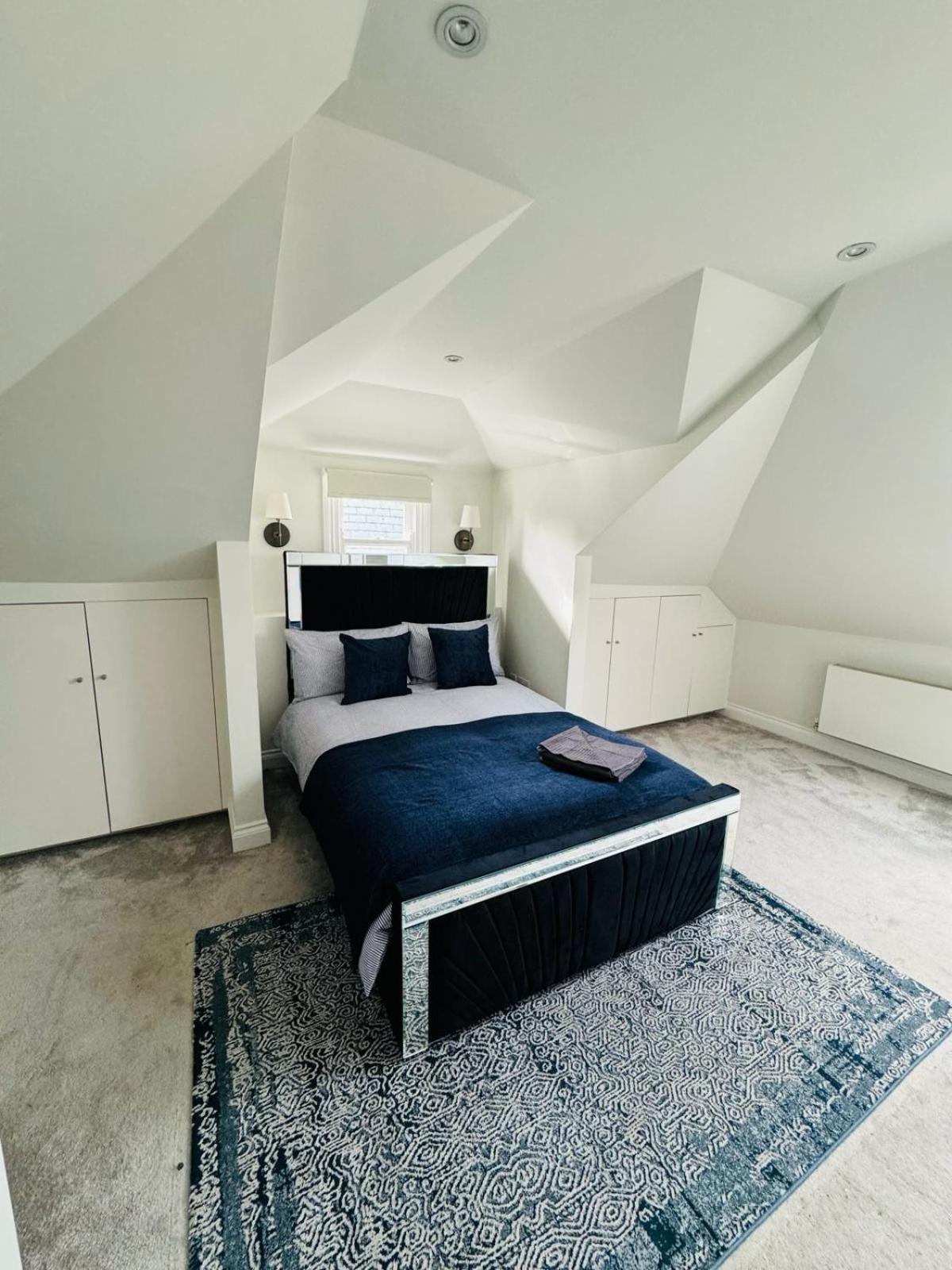 Stunning Flat In Chiswick Apartment London Bagian luar foto