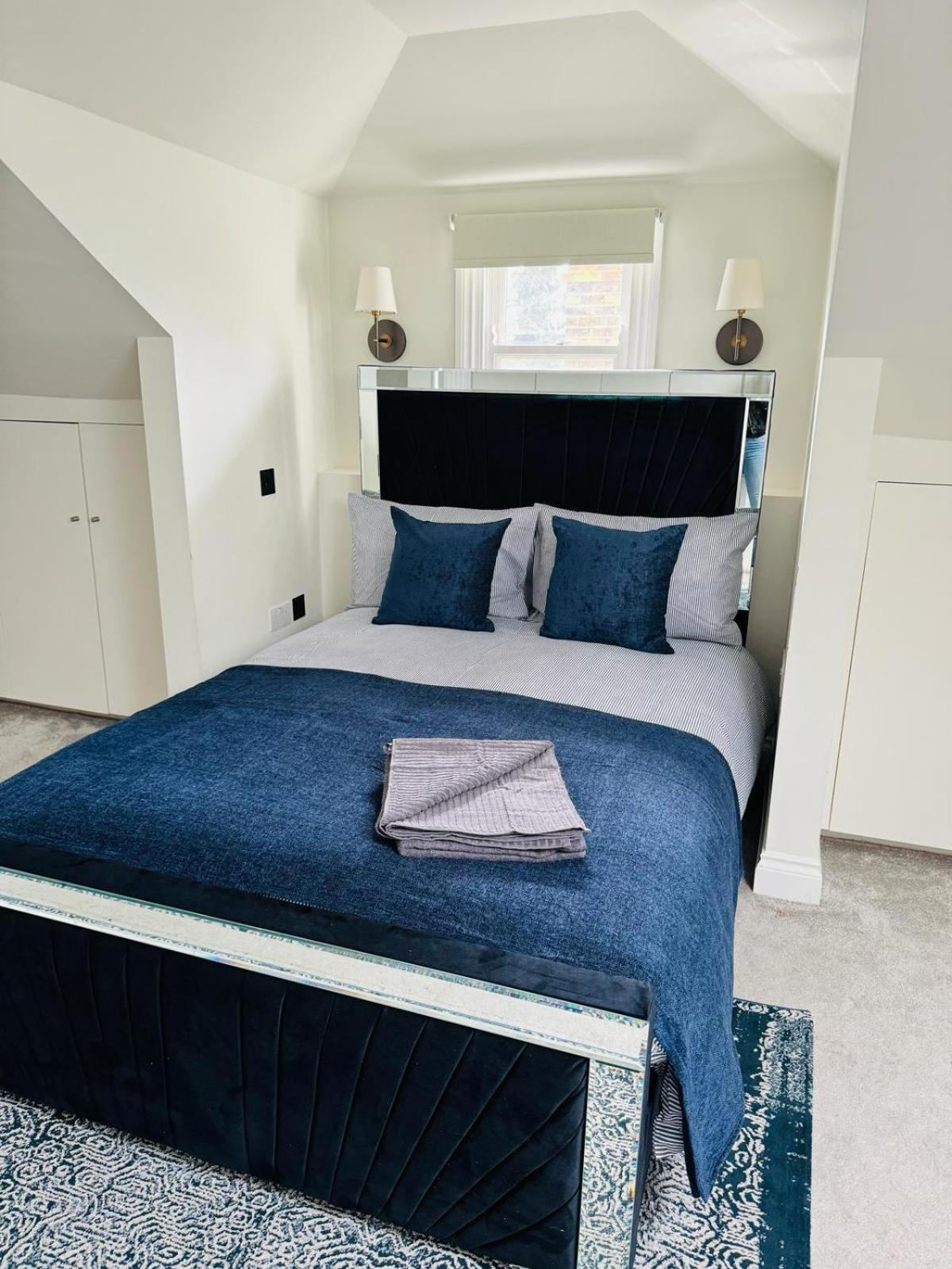 Stunning Flat In Chiswick Apartment London Bagian luar foto